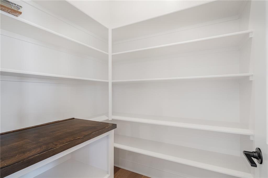 8996 Shady Bend Road Lenexa, KS 66227 - Photo 31 of 58