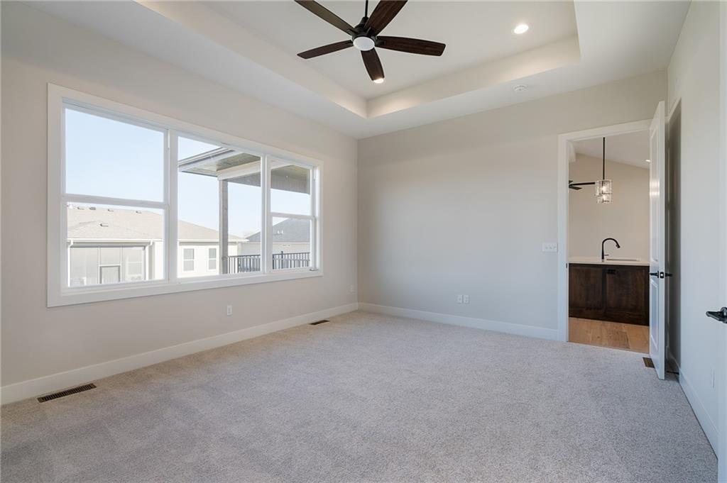 8996 Shady Bend Road Lenexa, KS 66227 - Photo 34 of 58