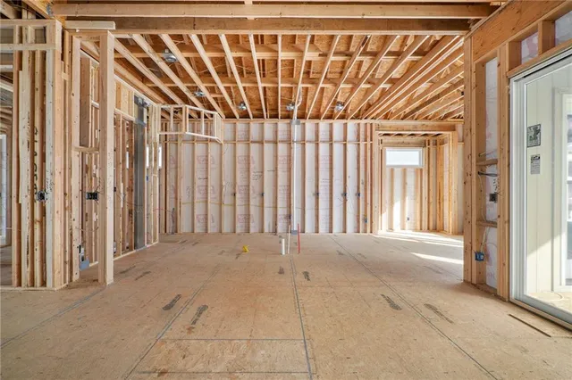 $750,950 | 8996 Shady Bend Road, Lenexa, KS 66227