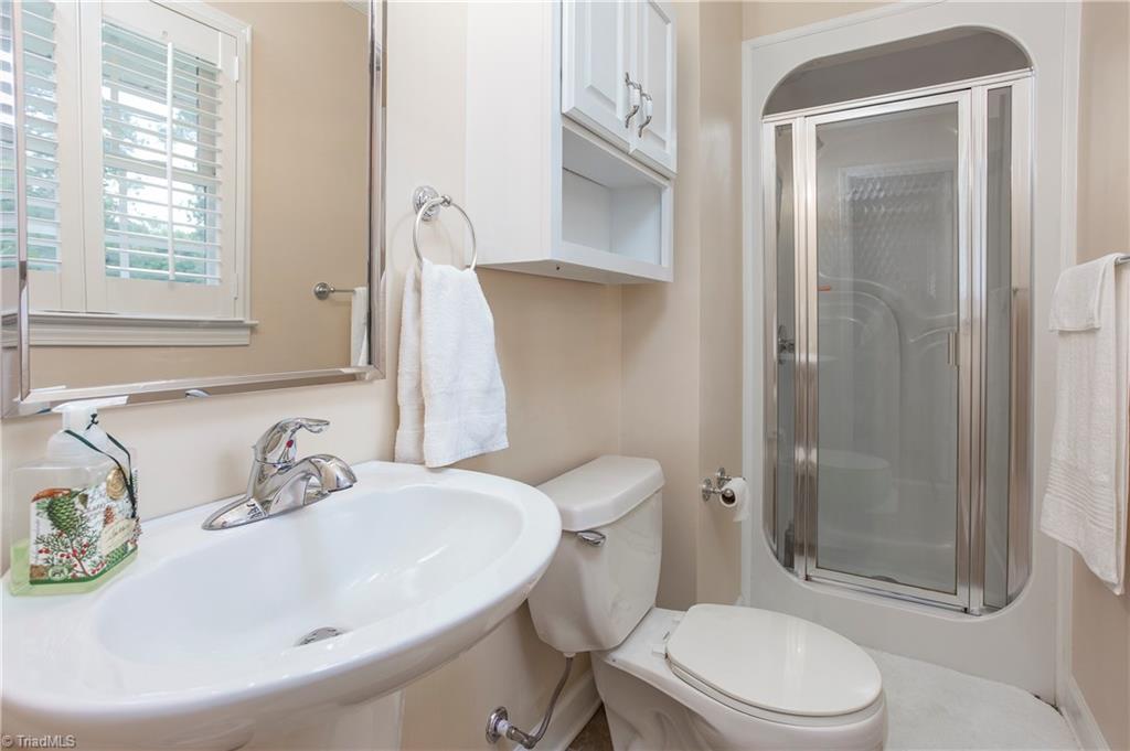672 Spanish Oak Road Elon, NC 27244 - Photo 12 of 25 Gallery Image 12
