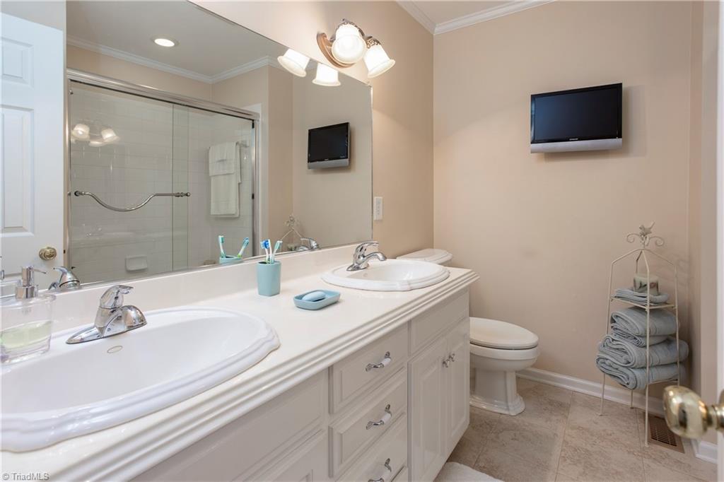 672 Spanish Oak Road Elon, NC 27244 - Photo 17 of 25 Gallery Image 17