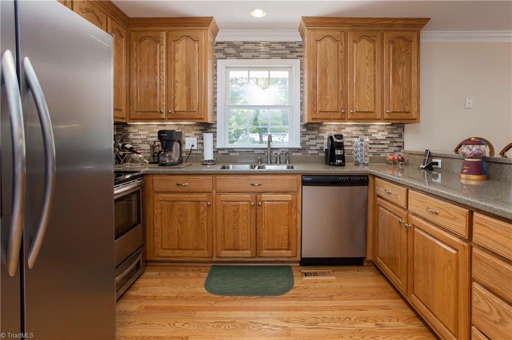 672 Spanish Oak Road Elon, NC 27244 - Photo 5 of 25 Gallery Image 5