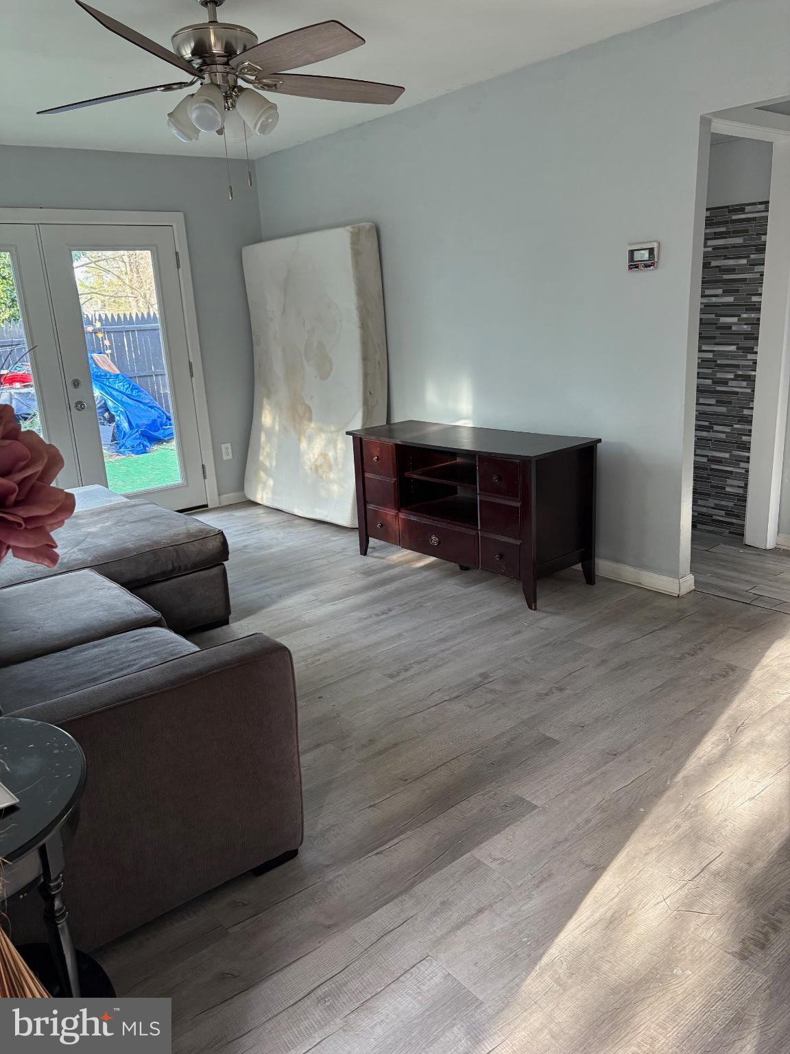 11 Ridgewood Place Willingboro, NJ 08046 - Photo 4 of 14 a living room with furniture and a wooden floor