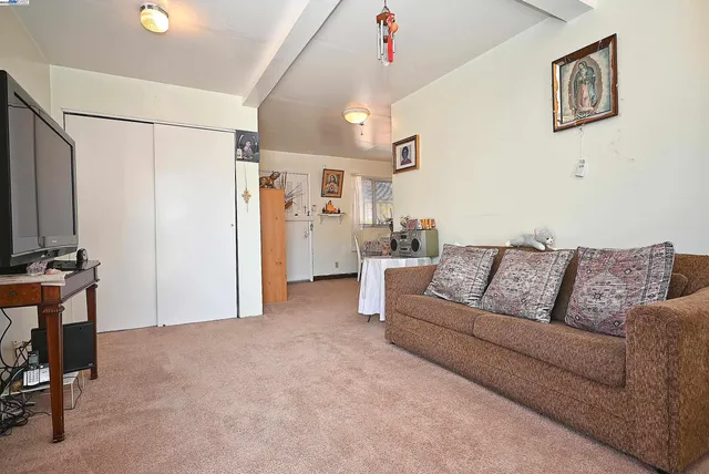 $998,000 | 3914 Agua Vista Street, Oakland, CA 94601