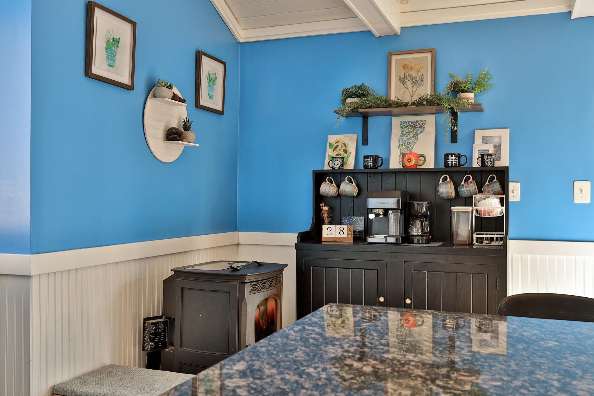 430 Hawk Mountain Road Pittsfield, VT 05762 - Photo 12 of 48