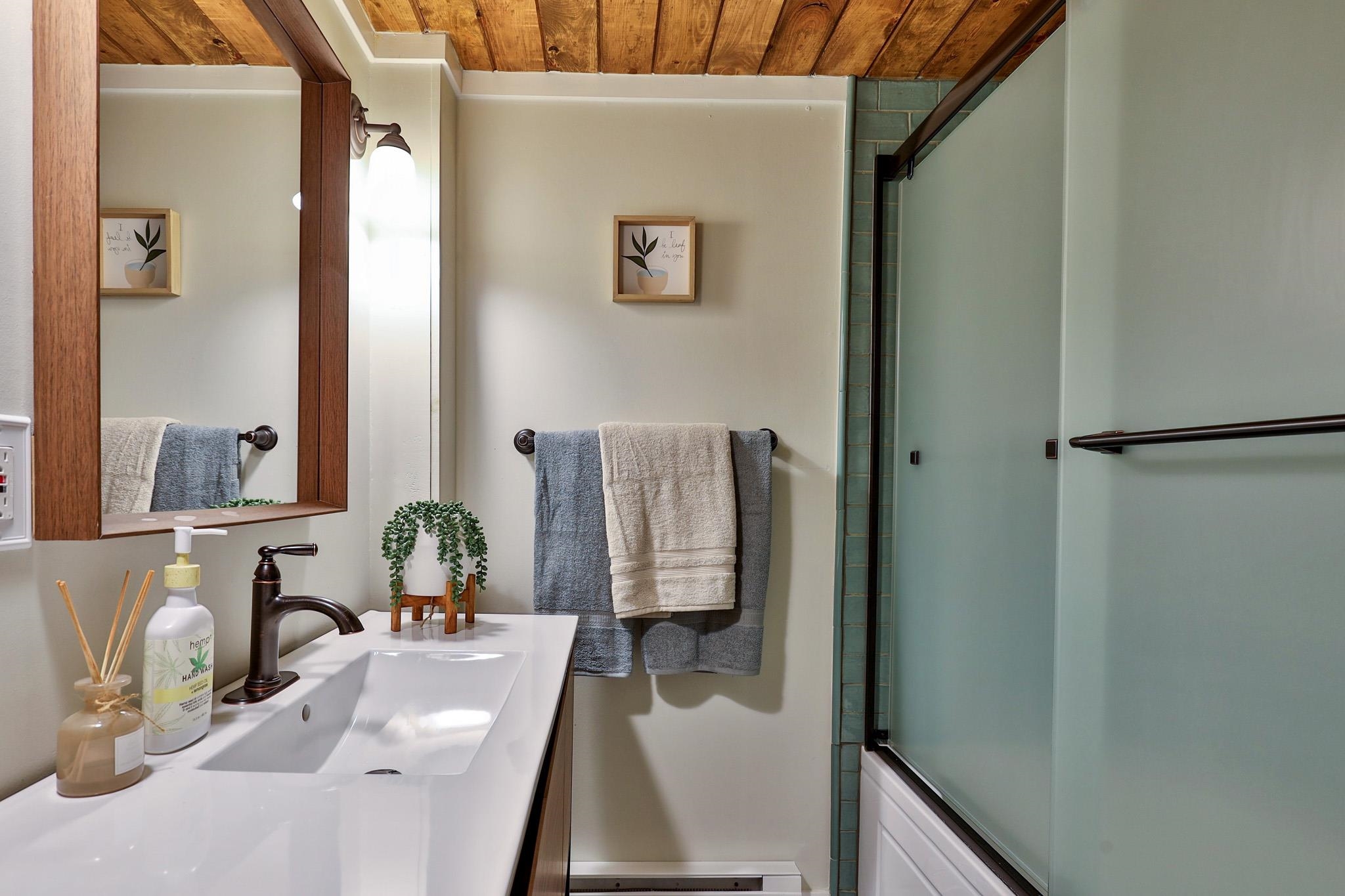 430 Hawk Mountain Road Pittsfield, VT 05762 - Photo 33 of 48