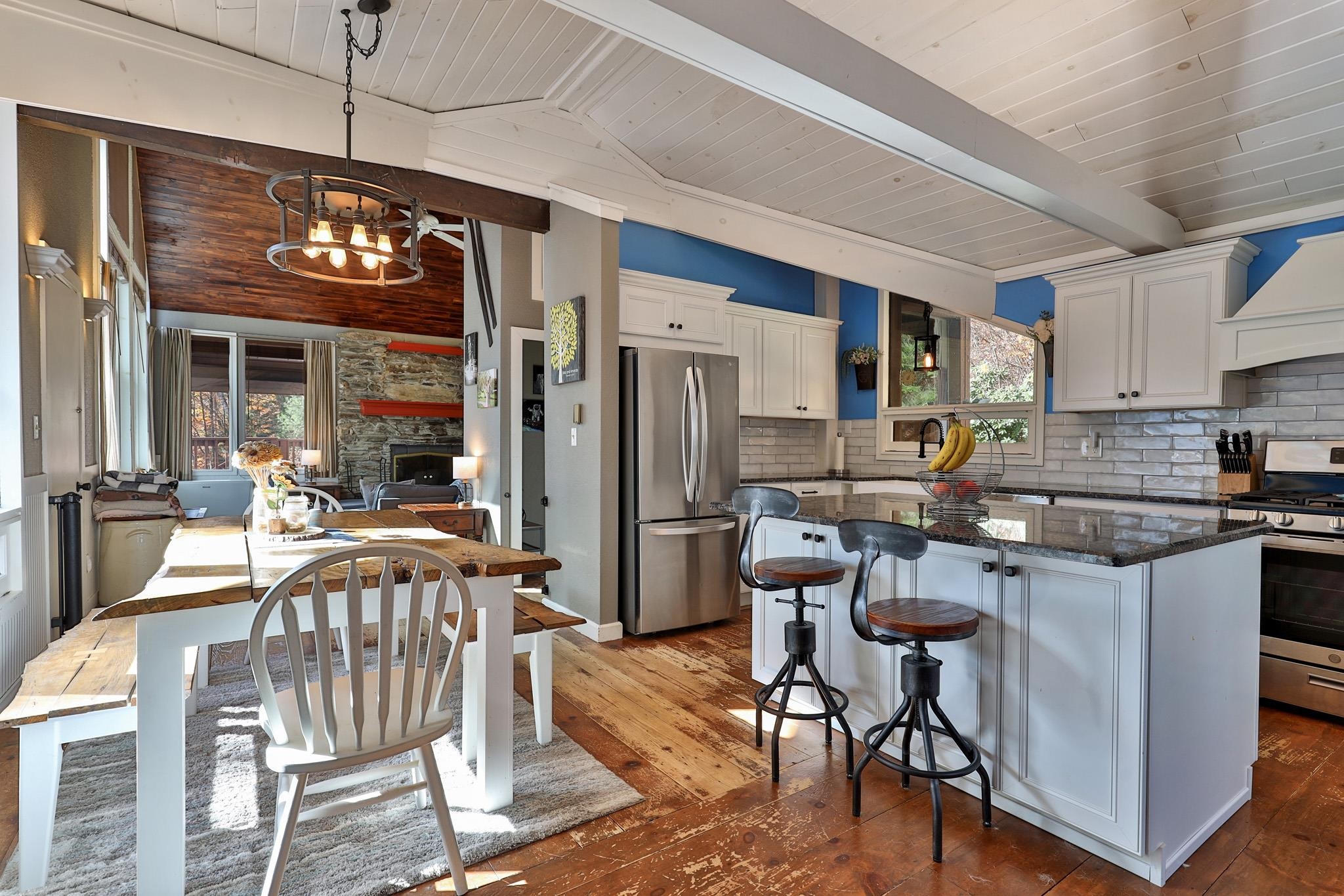 430 Hawk Mountain Road Pittsfield, VT 05762 - Photo 8 of 48