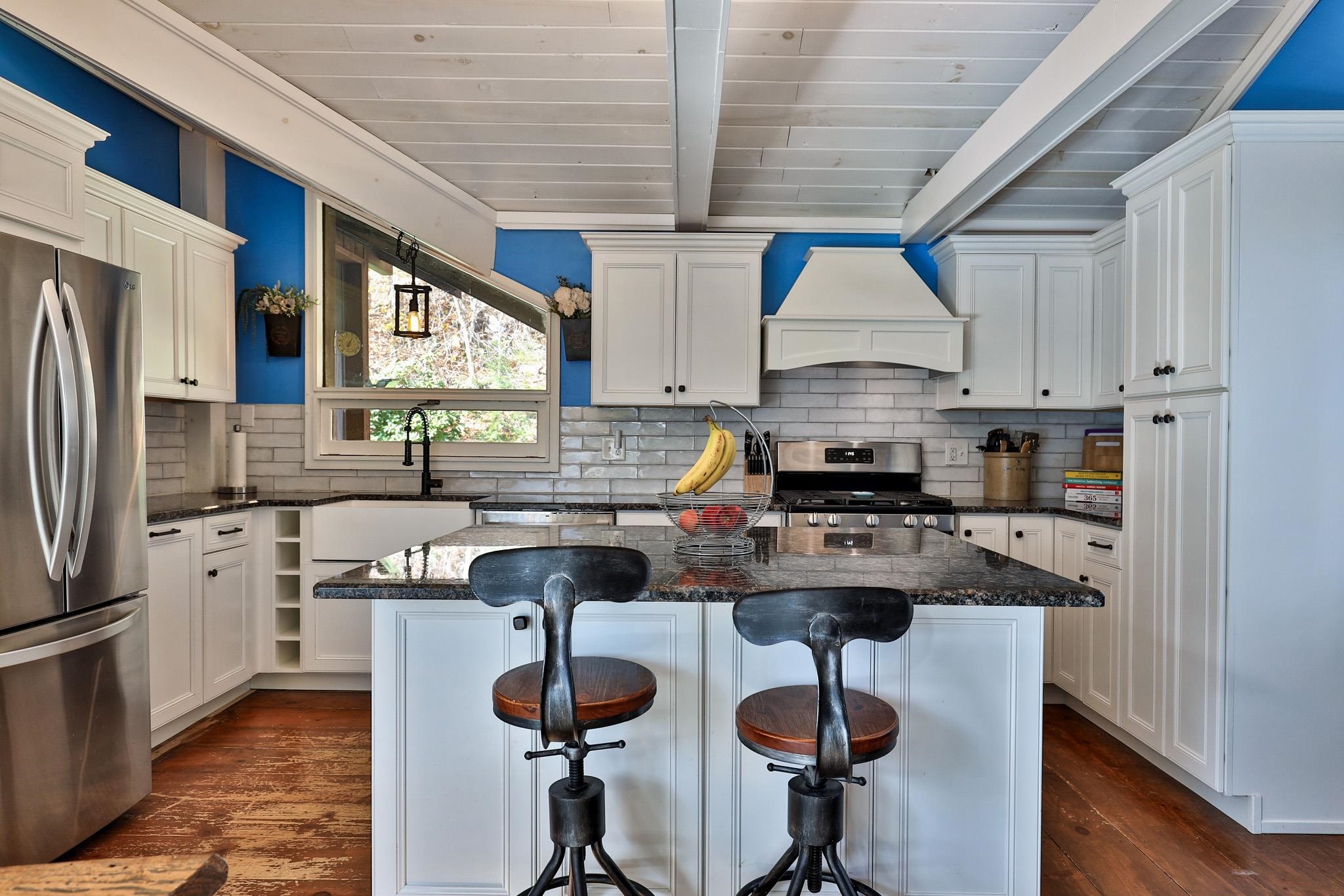 430 Hawk Mountain Road Pittsfield, VT 05762 - Photo 9 of 48