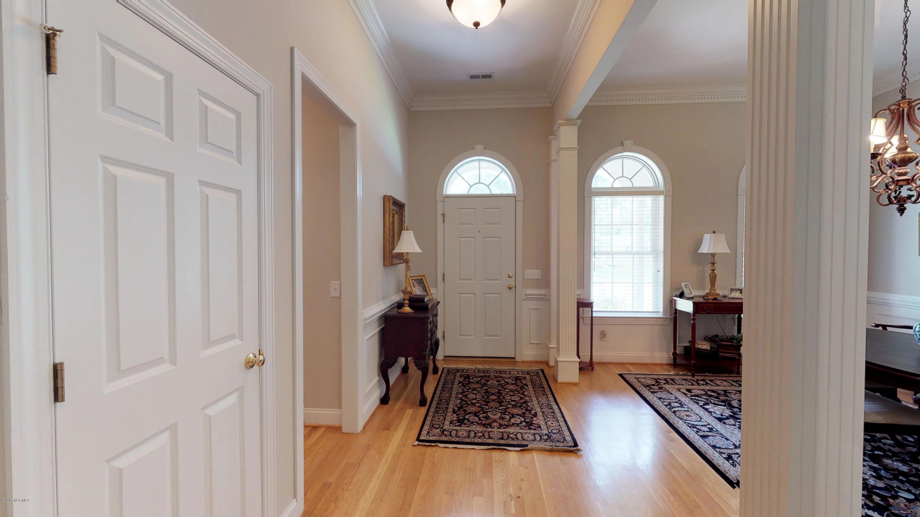 404 Lodge Road Washington, NC 27889 - Photo 12 of 36 404 Lodge Rd015