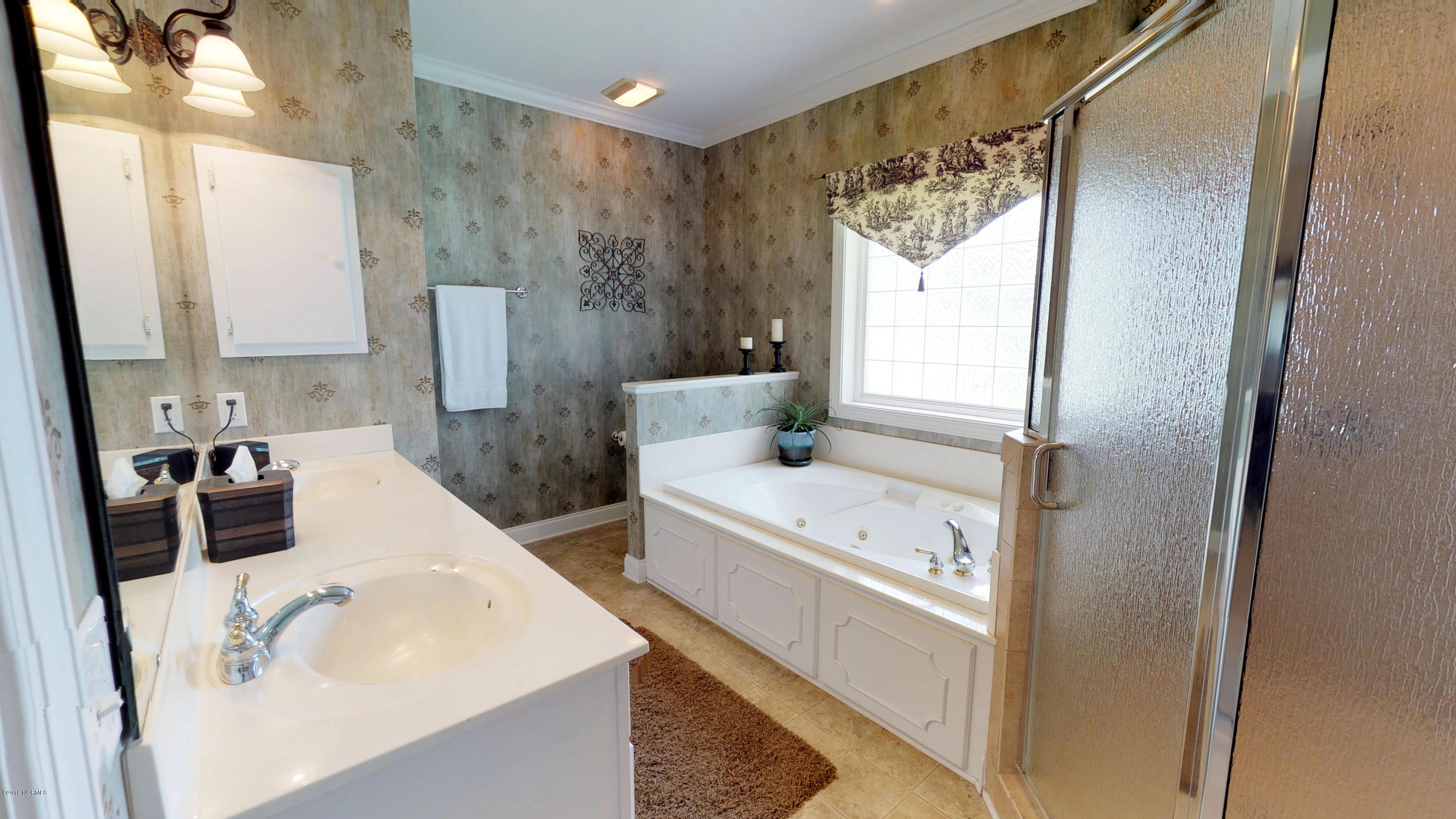 404 Lodge Road Washington, NC 27889 - Photo 28 of 36 404 Lodge Rd039