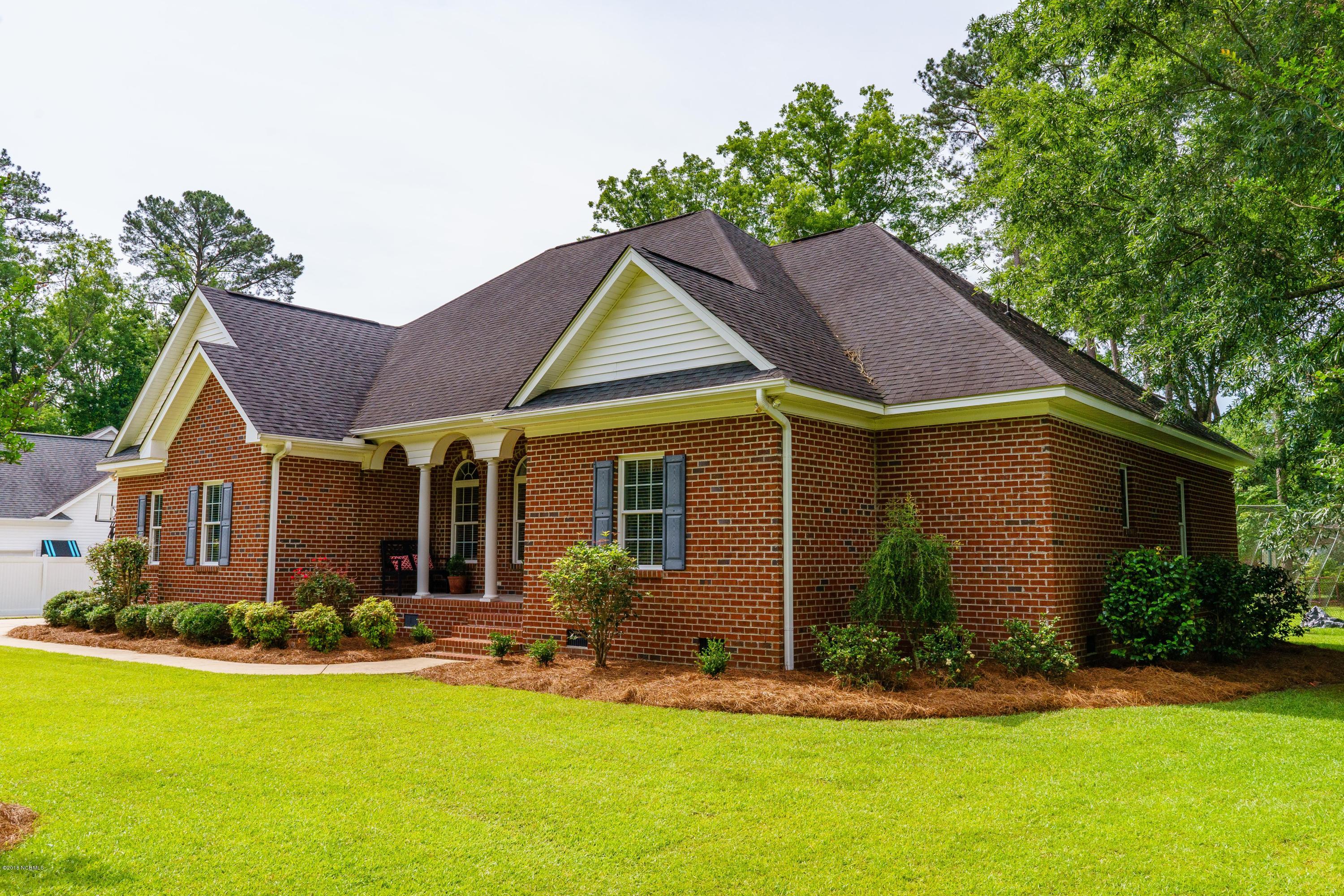 404 Lodge Road Washington, NC 27889 - Photo 5 of 36 404 Lodge Rd006