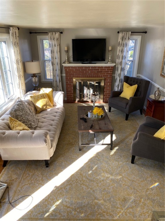 84 Ewing Road North Kingstown, RI 02852 - Photo 5 of 16 Gallery Image 5