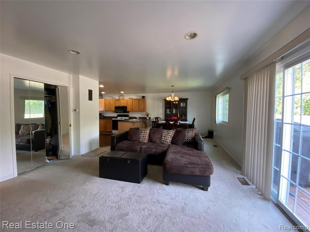 18280 West Eleven Mile Road, Unit 2 Southfield, MI 48076 - Photo 7 of 29