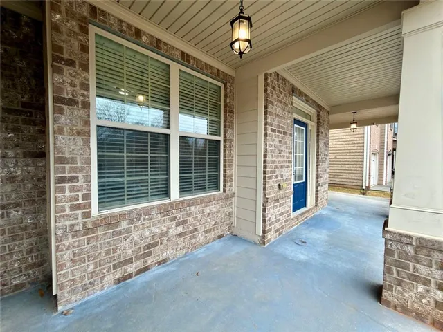 a view of front door with outdoor space