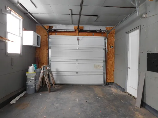 $194,000 | 160 Fairfield Drive, Coldwater, MI 49036