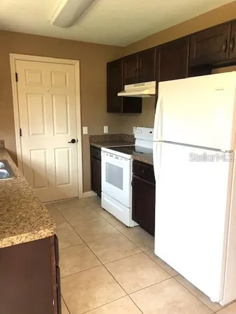 $1,600 | 16718 Southwest 21st Circle, Ocala, FL 34473