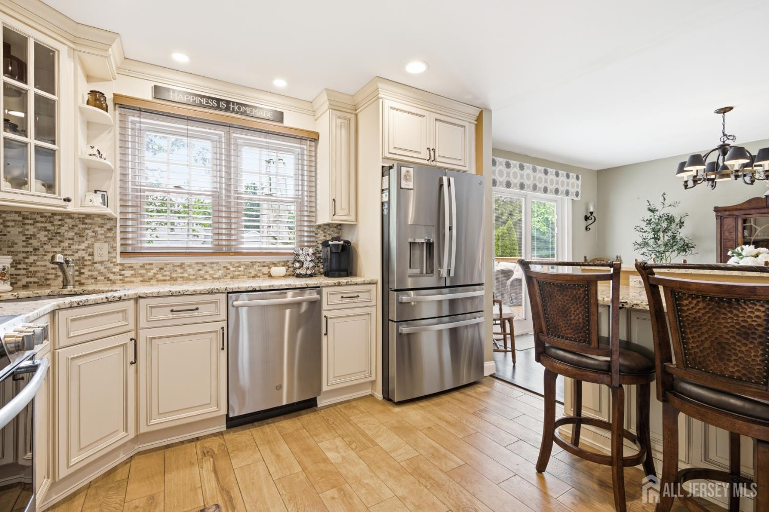 9 Brox Road Edison, NJ 08817 - Photo 10 of 38