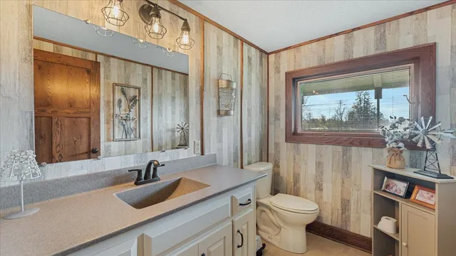 $484,000 | 27388 County Road 34, Paynesville, MN 56362