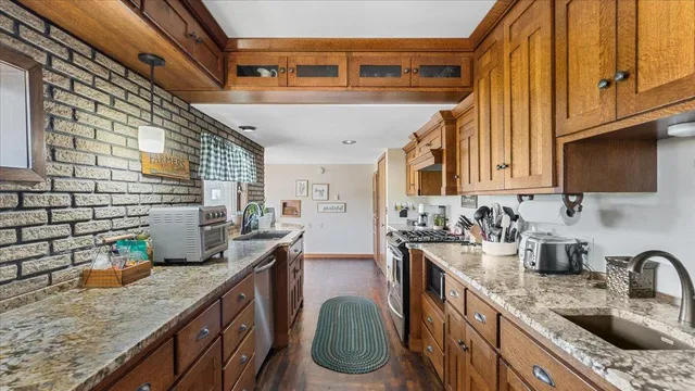 $484,000 | 27388 County Road 34, Paynesville, MN 56362