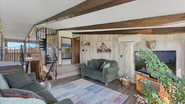 $484,000 | 27388 County Road 34, Paynesville, MN 56362