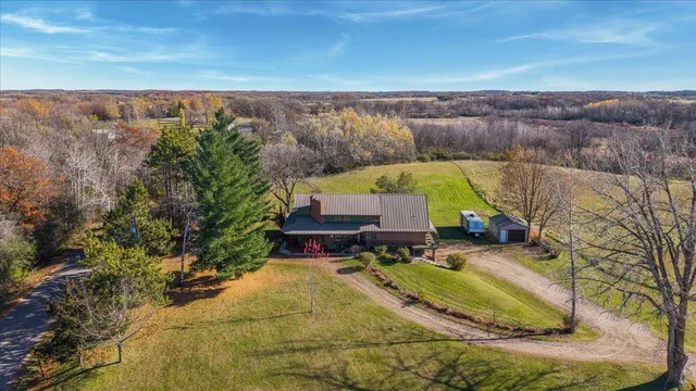 $484,000 | 27388 County Road 34, Paynesville, MN 56362