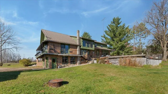 $484,000 | 27388 County Road 34, Paynesville, MN 56362