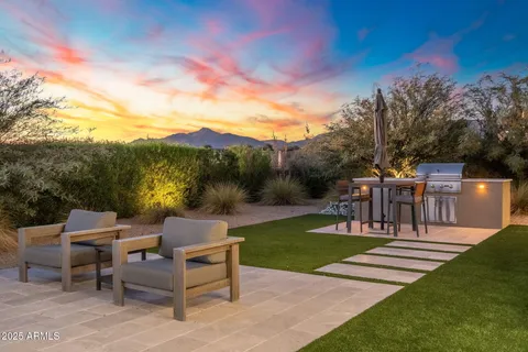 a view of livingroom with furniture and window