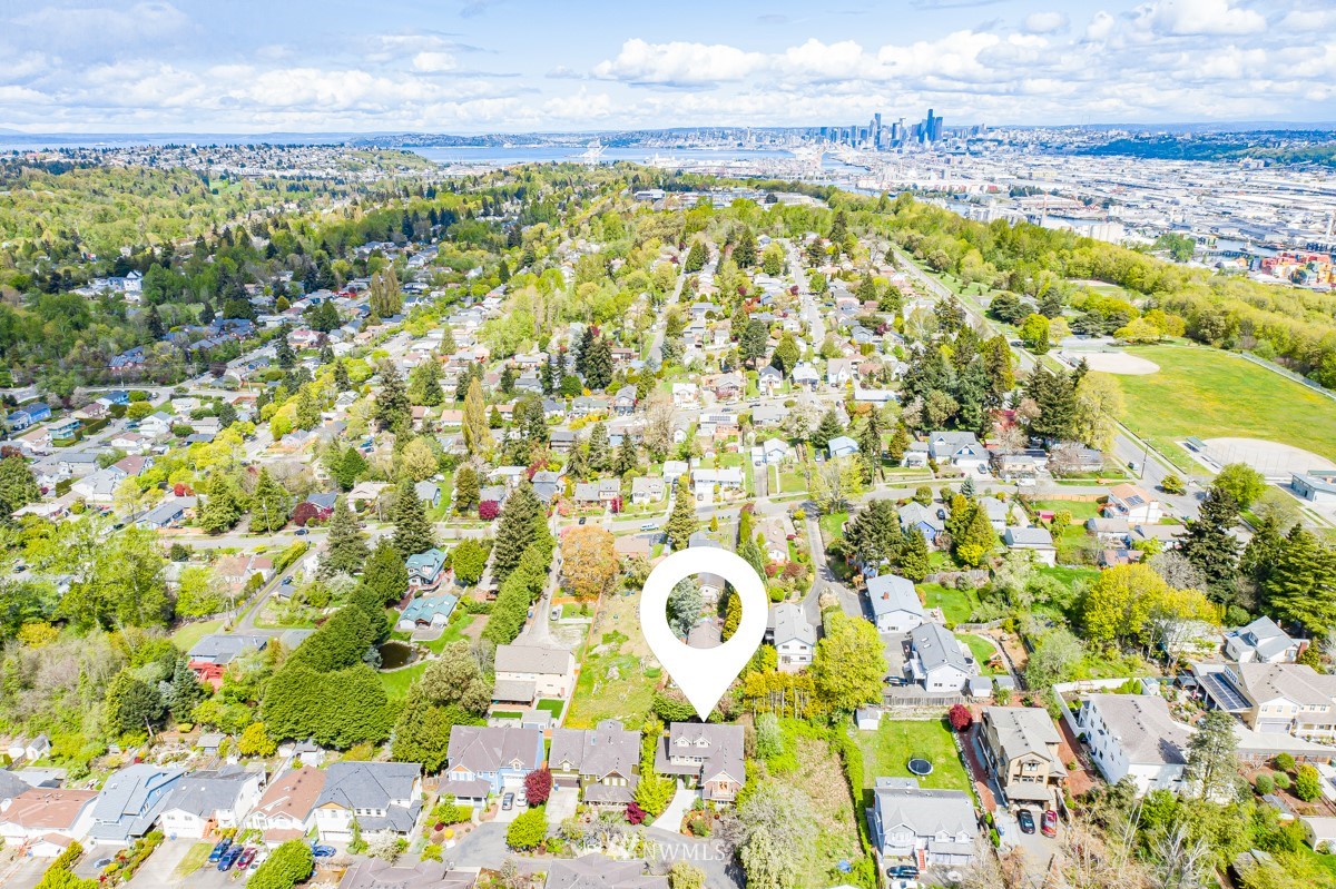 1300 Southwest Webster Street Seattle, WA 98106 - Photo 4 of 39 Gallery Image 4