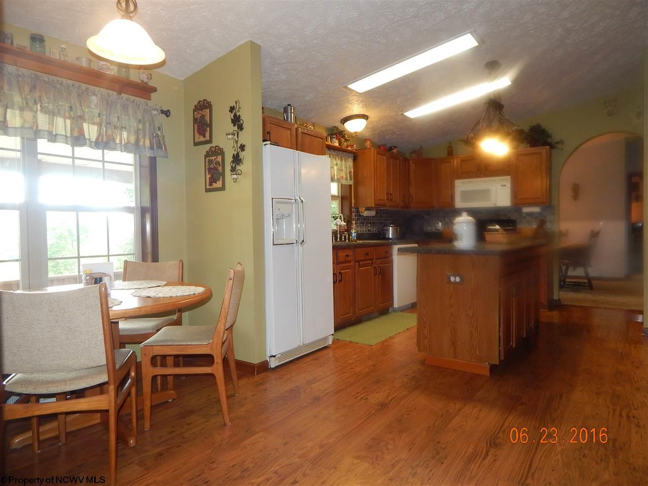 957 Mudlick Run Road Fairmont, WV 26554 - Photo 9 of 20 Gallery Image 9