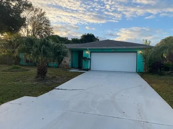 $1,975 | 356 Pipit Street Northeast, Palm Bay, FL 32907
