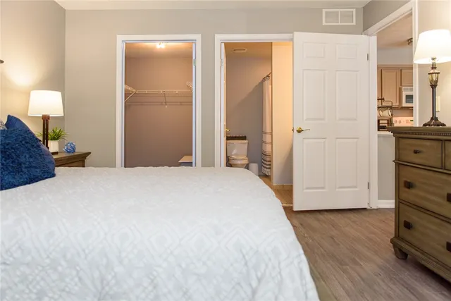 $2,065 | 906 Farmstead Court, Chili, NY 14428