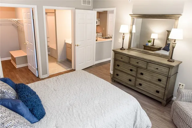 $2,065 | 906 Farmstead Court, Chili, NY 14428