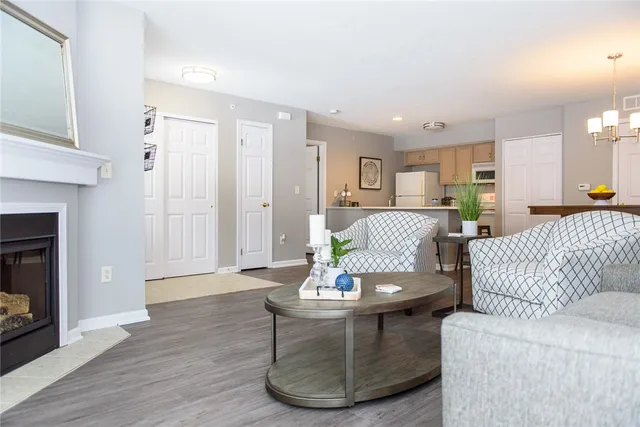 $2,065 | 906 Farmstead Court, Chili, NY 14428