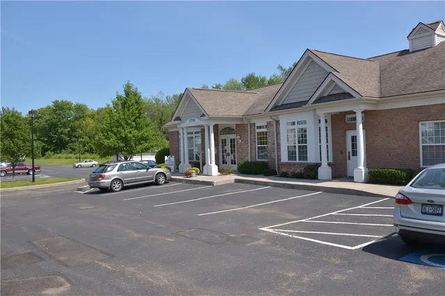 $2,065 | 906 Farmstead Court, Chili, NY 14428