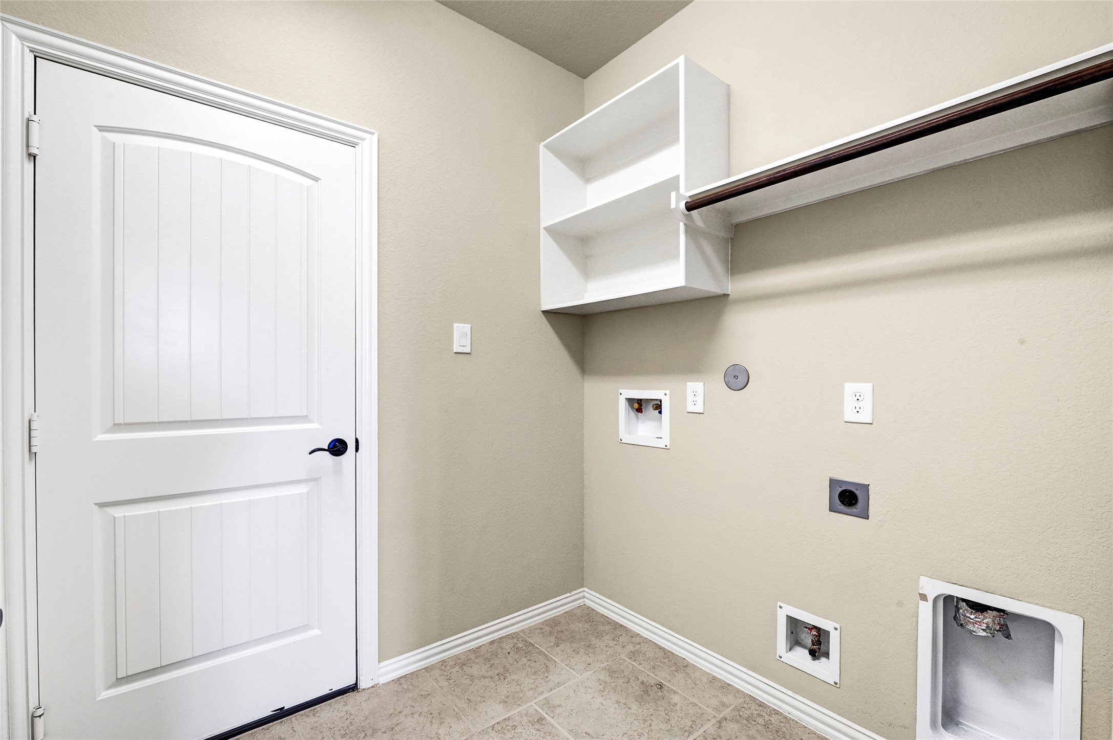 31796 Chapel Rock Lane Spring, TX 77386 - Photo 13 of 30 a view of utility room