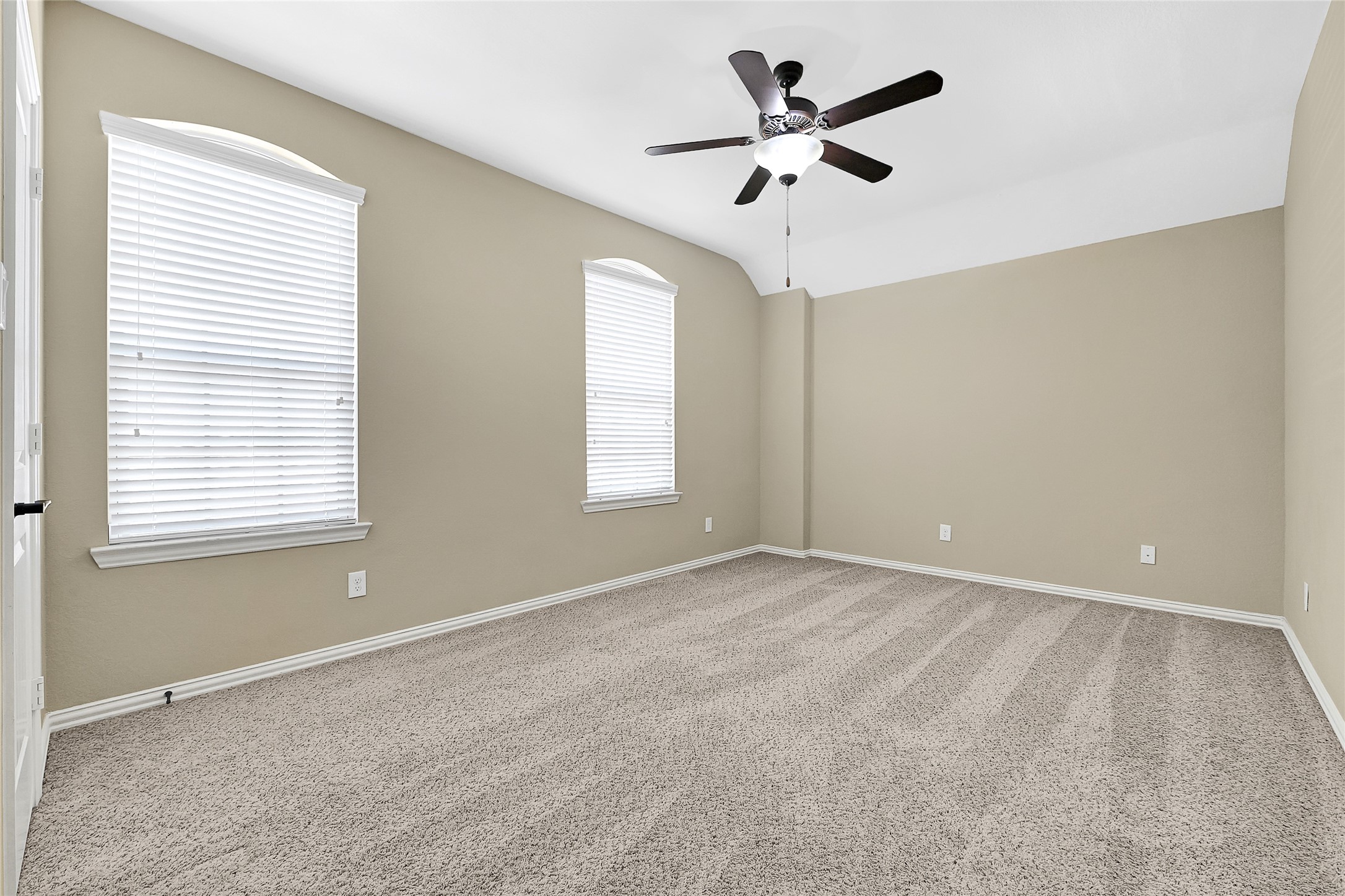 31796 Chapel Rock Lane Spring, TX 77386 - Photo 23 of 30 a view of an empty room with a window