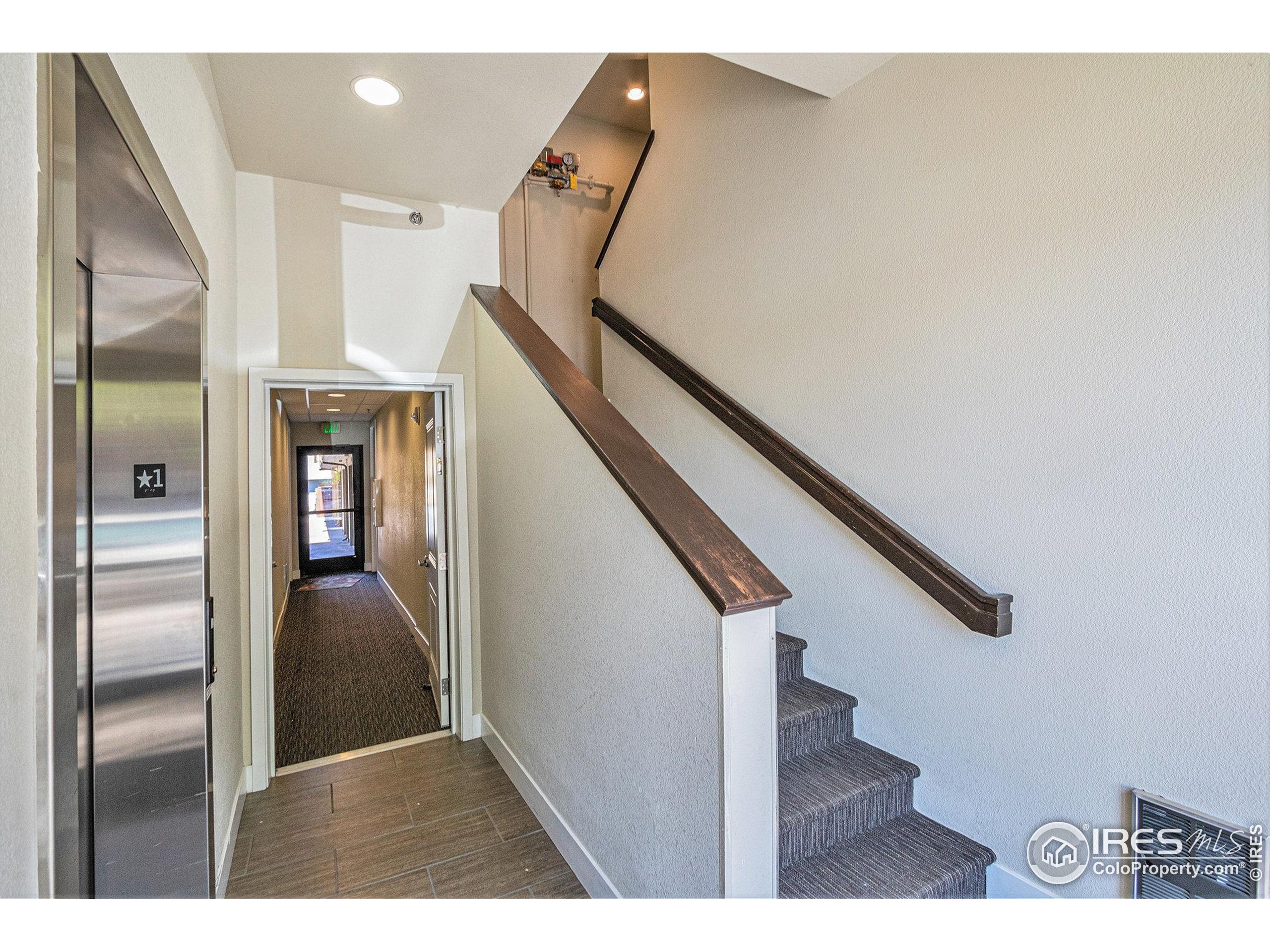 220 Willow Street, Unit 301 Fort Collins, CO 80524 - Photo 20 of 27 a view of entryway and hall
