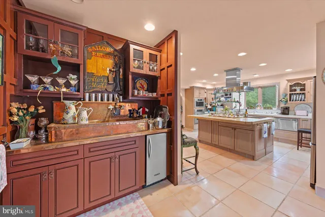 $1,750,000 | 28630 Edgemere Road, Easton, MD 21601