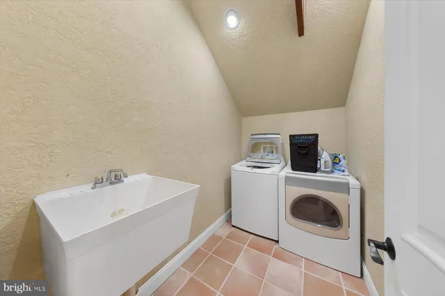 $1,750,000 | 28630 Edgemere Road, Easton, MD 21601