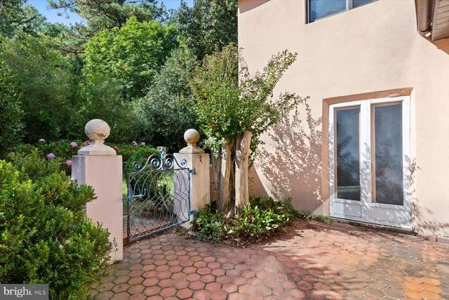 $1,750,000 | 28630 Edgemere Road, Easton, MD 21601