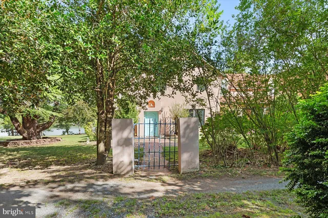 $1,750,000 | 28630 Edgemere Road, Easton, MD 21601