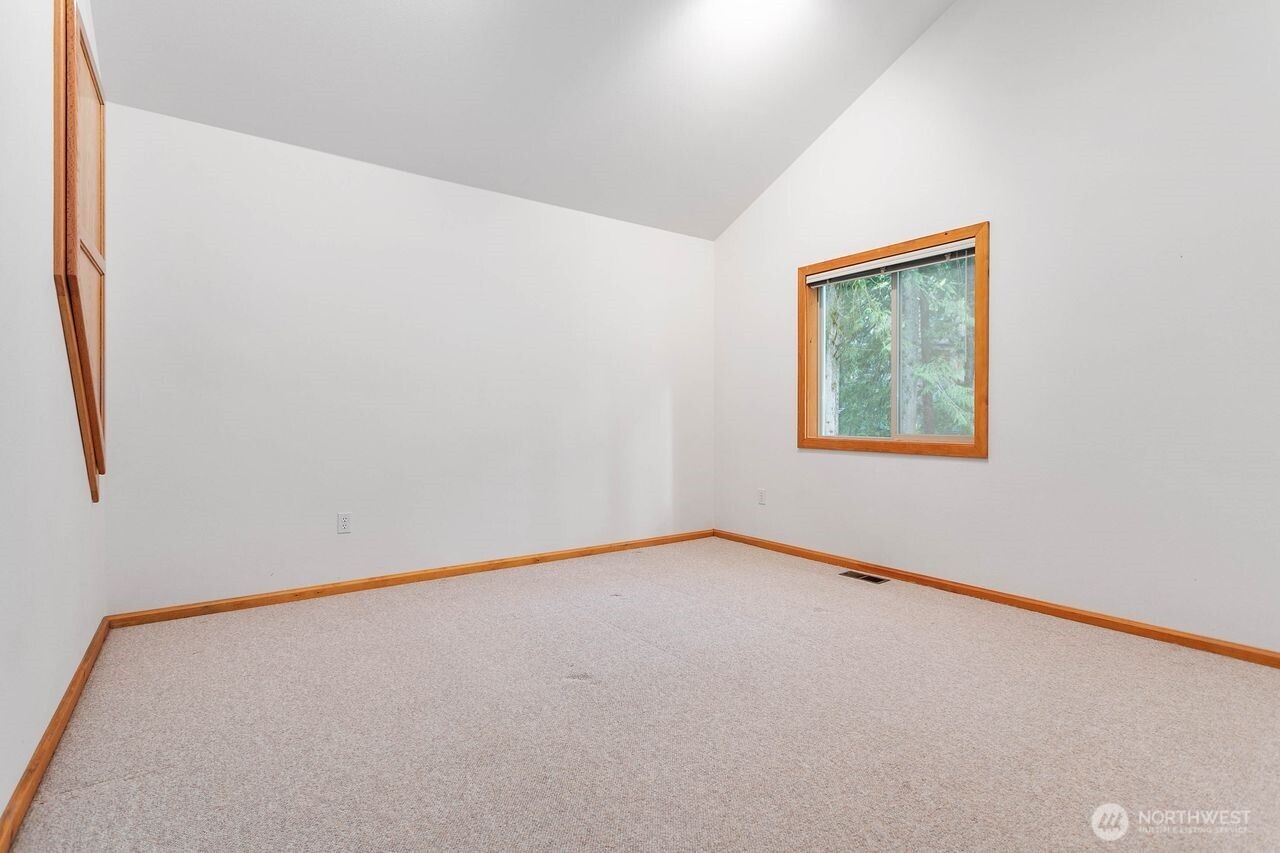 7132 St Helen's Place Deming, WA 98244 - Photo 23 of 35 a view of an empty room