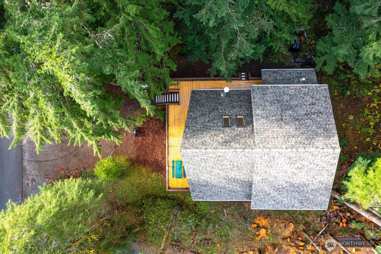 7132 St Helen's Place Deming, WA 98244 - Photo 24 of 35 an aerial view of a house with yard