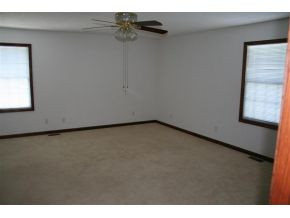 1708 Southside Road Elizabethton, TN 37643 - Photo 7 of 12 Photo 7