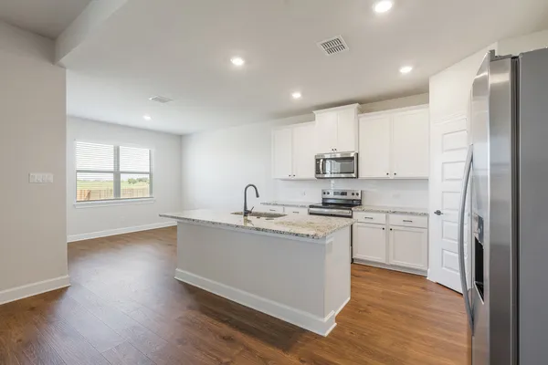 $3,050 | 513 West Luna Blue Lane, Jarrell, TX 76537