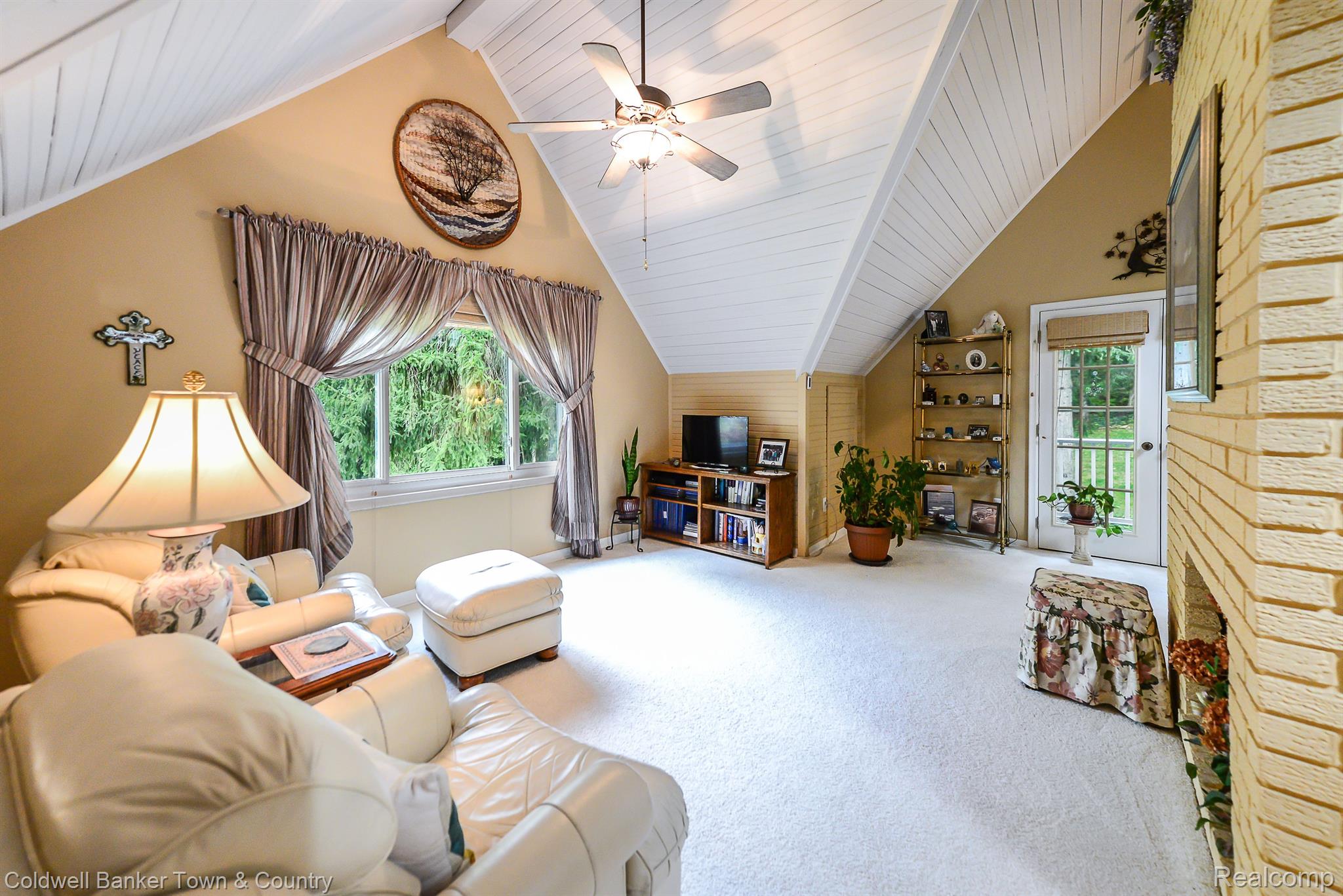 3012 Sanitorium Road Howell, MI 48843 - Photo 5 of 11 Gallery Image 5