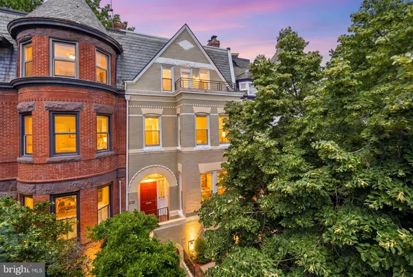$11,000 | 2121 R Street Northwest, Washington, DC 20008