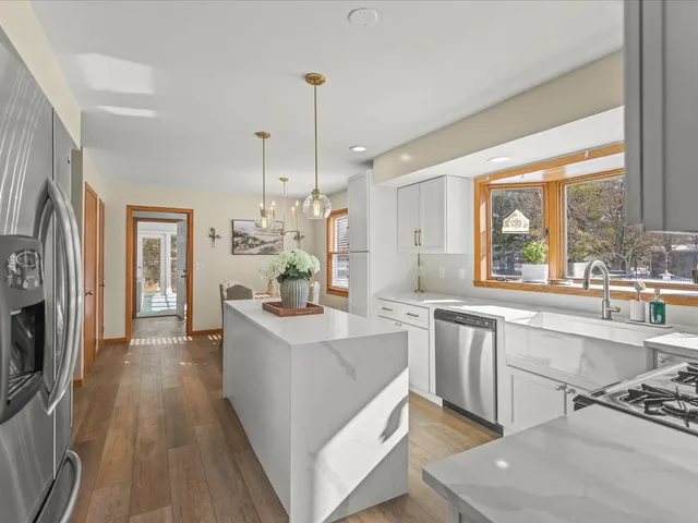 $349,900 | 8629 Perth Lane, Caledonia, IL 61011