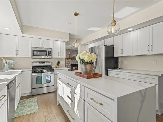 $349,900 | 8629 Perth Lane, Caledonia, IL 61011