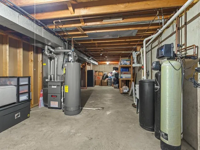 $349,900 | 8629 Perth Lane, Caledonia, IL 61011